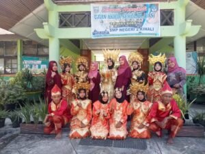 Perpisahan Siswa SMP Negeri 2 Kinali Tahun Ajaran 2021/2022