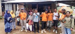 Nagari-nagari Kecamatan Sungai Pua Peduli, Antarkan Bantuan Gempa