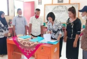 Penyegaran, Sejumlah Kepala Sekolah SD di Kecamatan Sikakap Mutasi