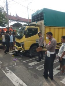 Rizki Gusti, Boncengan M. Fadil Fikri, Lakalantas di Surau Kariang Meninggal