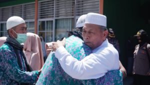 Bupati Pasaman Barat Hamsuardi Sambut Kedatangan Jemaah Haji