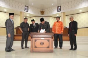 DPRD dan Pemkab Agam Sepakati KUA-PPAS 2023 dan Perubahan 2022