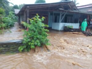 Waspada, Hujan Lebat, Sungai Batang Limpato, Kajai Meluap