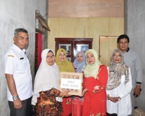 LKKS Agam Serahkan Bantua ke Panti Asuhan Aisyiah Salareh Aia