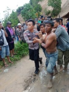 4 Tetimbun Tanah Terban di Salareh Aia, 2 Sudah Ditemukan