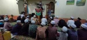 Ponpes Nurul Huda Batu Karak Laksanakan Shalat Sunat Gerhana Berjamaah