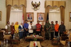 Pemkab Mentawai Antarkan Bantuan  Korban Gempa Kabupaten Cianjur 