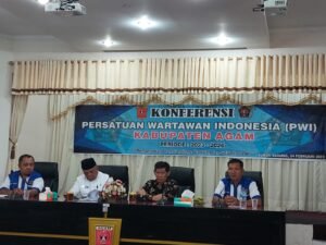 Konferensi PWI Tercepat di Sumbar, Hantarkan Romi Jadi Tua PWI Agam