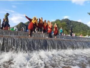 DW Persatuan Kementerian Agama Kota Bukittinggi Family Ghatering di Harau
