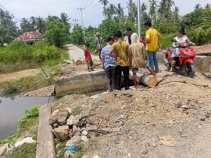 Jembatan Kampung Lansano Rusak, Dana Pokir Tersedia Membenahi