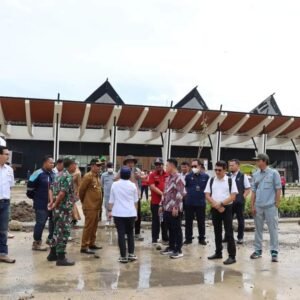 Irjen Perhubungan Udara Tinjau Progres Pembangunan  Bandara Rokot