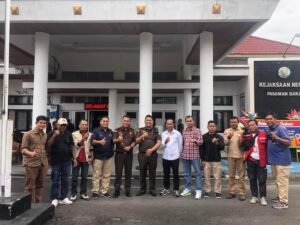 Kajari Pasbar Diserahterimakan dari Ginjar Cahya Purnama kepada Mhd. Yusuf Putera