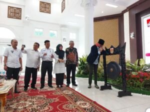 Wali Kota Bukittinggi Buka Secara Resmi Lanjutan Sekolah Keluarga