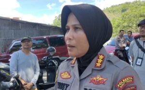 Kapolres Bukittinggi Tinjau Tebing Ngarai Sianok Ambruk Dihoyak Gempa
