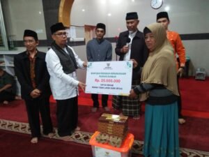 Gubernur Sumbar Kunjungi 2 Masjid 1 Malam, Nagari Lawang dan Tigo Balai