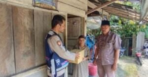 Polsek Palupuh, Polresta Bukittinggi, Salurkan Bantuan di Nan Limo, Agam