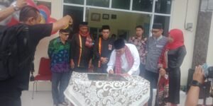 Warga Lega, Kantor Baru Pemnag  Ganggo Mudiak, Diresmikan Bupati
