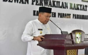 Paripurna DPRD, Wabup Pd. Pariaman Jawab Pandangan Umum Fraksi