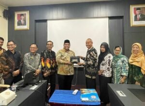 Genjot Usaha Kulit, Bupati Pd. Pariaman Jalin Kerjasama dengan ATK Yogyakarta
