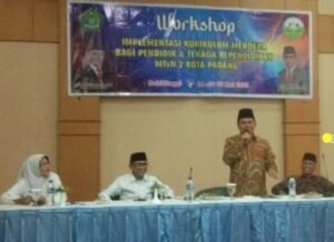 IKM MTsN 2 Kota Padang Workshop di Bukittinggi, Dibuka Kamenag