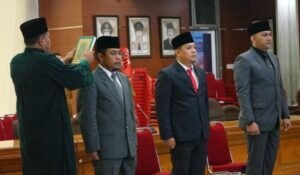 Perkuat Pemerintahan, Wali Kota Bukittinggi Lantik Tiga Pejabat Eselon II