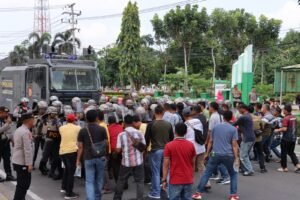 Songsong Pemilu 2024, Polres Agam Gelar Latihan Pengendalian Massa