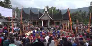 Maninjau Gelar Festival, Termasuk Juga Lomba ‘Manjalo’, Seminar, dan Pameran