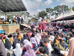 HUT PMI ke 78 Bukittingi Meriah, Jalan Santai Dilepas Walikota Erman Safar