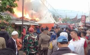 Sijago Merah Meradang, 9 Bangunan di Pasar Kuliner Pd. Panjang Terbakar