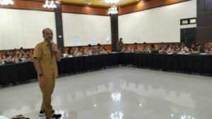 Saat Mengajar, Kadispora Sumbar Puji & Apresiasi Kegiatan Diklat KMD