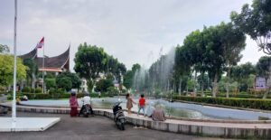 Dikawasan Kota Lubuk Basung, Pemda Agam, Mulai Bangun Tempat Baermain