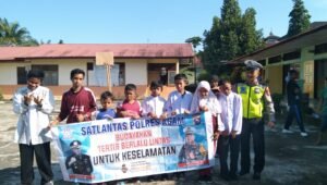 Satlantas Polres Agam Edukasi Siswa SLB Pendidikan Berlalulintas
