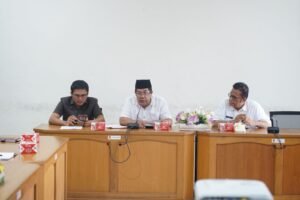 Bapemperda DPRD Agam dan Kemenkumham Sumbar, Hearing OPD