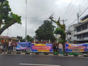 Masyarakat Karo Gelar Demo Tuntut Copot Kepala BPN Kabupaten Karo