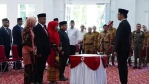 Wako Bukittinggi Lantik 81 Pejabat, Suryadi Kadis Kominfo, Ahda Hidayat Kepala DPMPTSP