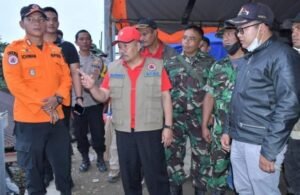 Bupati Agam Tinjau Kesiapan Posko Bencana Dampak Erupsi Marapi