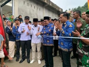 Jalan Lingkar Nagari Andaleh Baruah Bukik Diresmikan Bupati Eka Putra