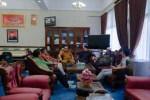 Ketua DPRD Agam Novi Irwan Terima Kunjungan Komisi III DPRD Padang Panjang