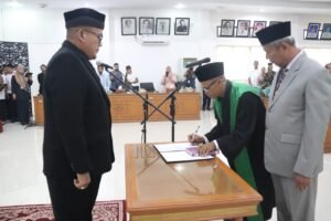 Syamsul Bahri Oesoer Dilantik Menjadi Anggota DPRD Tanah Datar 