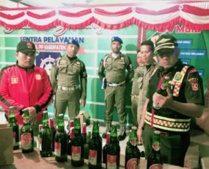 Tim Terpadu Pekat, Lancarkan Razia Senin Dini, Amanka Sejumlah Miras