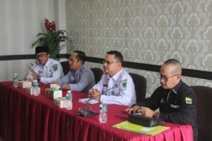Pd. Pariaman Terima Kunjungan Saudaranya DPRD Kep. Mentawai