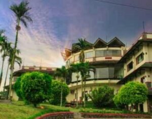 Karyawan Hotel Nuansa di Embun Pagi Tidak Terima Gaji Penuh, Ada Apa?