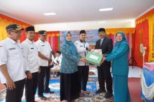 Camat Perpanjangan Tangan Kepala Daerah, Tegas Bupati Eka Putra M.M