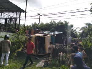 Di Deliserdang, Truck Menabrak Truk, Dua Sepeda Motor Tertimpa