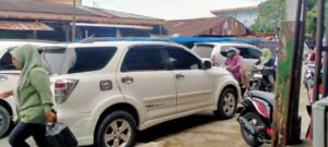 Pasar Padang Baru Macet, Petugas Parkir Ambil Kebijakan Parkir Berlapis