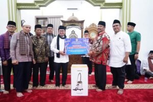 TSR Khusus Bupati Kunjungi  Masjid Indra Gunalan Tigo Jangko Lintau Buo