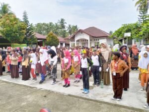 Camat Buka Kegiatan Seleksi O2SN & FLS2N Kecamatan Nan Sabaris
