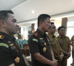 Pj. Bupati Sambut Kunjungan Kerja Kajati  Sumbar ke Mentawai