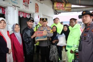 Kapolda Sumbar Brigjen Pol Gupuh Setiyono Lokasi Terdampak Banjir