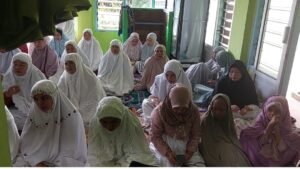 Shalat Idul Fitri 1445 H di Surau Balerong, Monggong Penuh Sesak